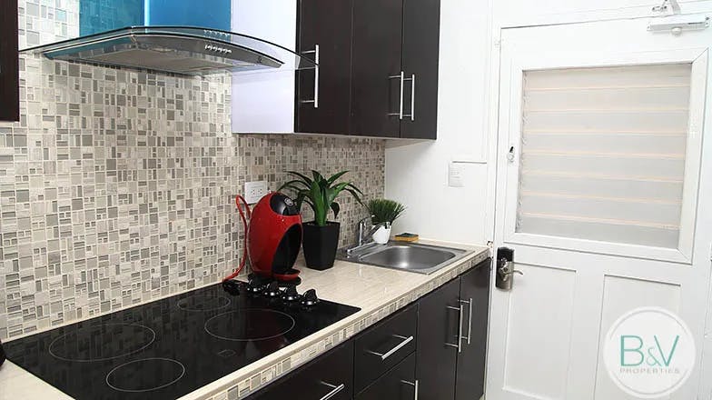 villa-minerva-for-rent-long-term-bv-properties-cozumel-kitchen