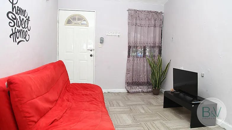 casa-nane-for-rent-long-term-bv-properties-livingroom