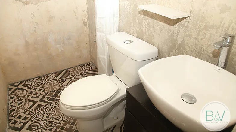 villa-minerva-for-rent-long-term-bv-properties-cozumel-bathroom-1