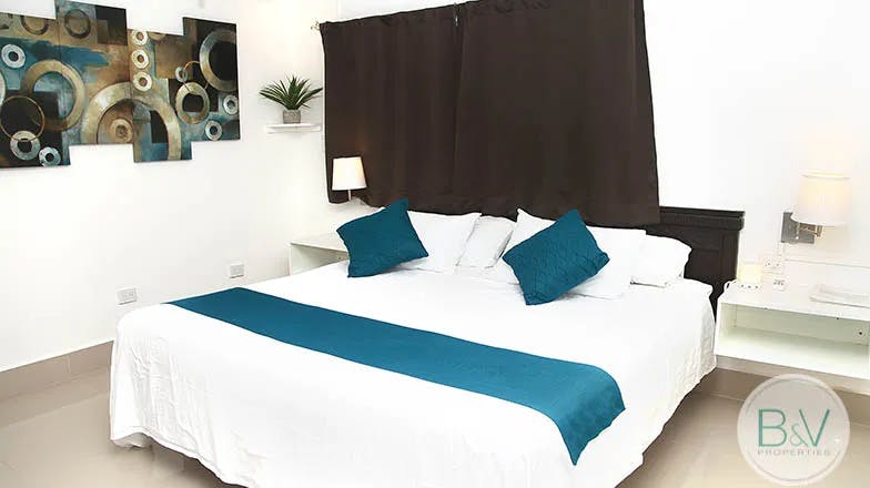 villa-minerva-for-rent-long-term-bv-properties-cozumel-master-bedroom-2