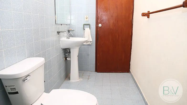 casa-bamboo-for-rent-long-term-bv-properties-cozumel-bathroom-2